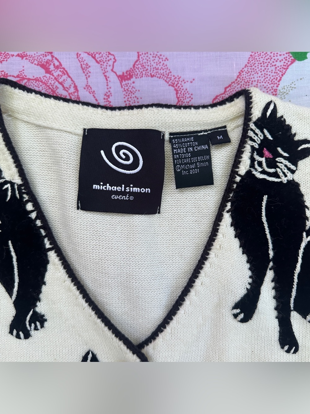 Michael Simon Cat Vest - Picture 3 of 7